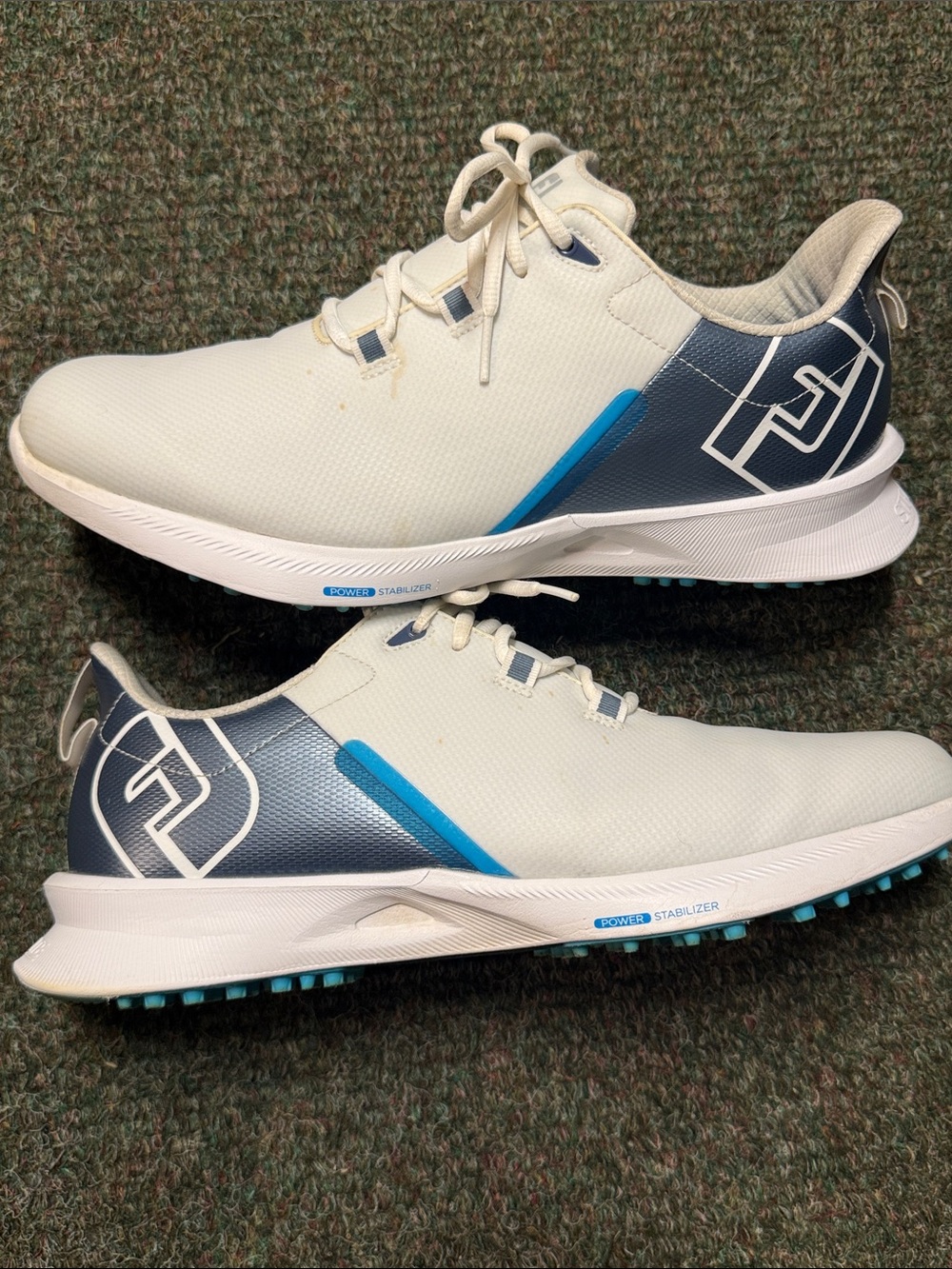 FootJoy Pro SL StratoLite Spikeless Golf Shoes